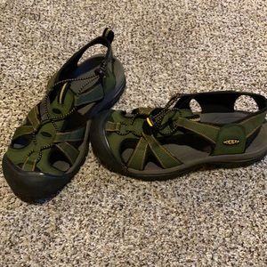 Keen Hiking Sandals, like new condition sz 8
